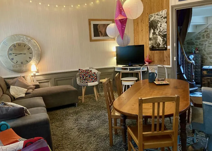 Maison Sympa En Centre-bourg